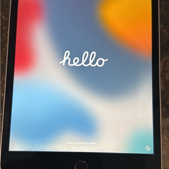 Apple iPad mini. - Picture 1 of 4